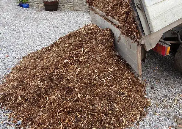 How long does mulch last in Erie, PA